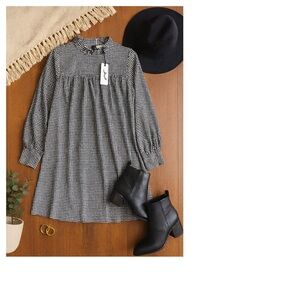 Garrie B new large dress beautiful